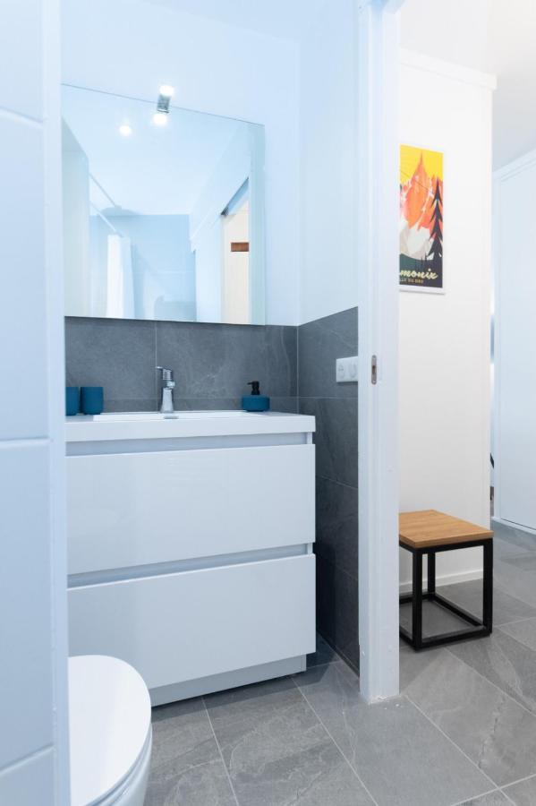 Charming Studio With Balcony And View In Chamonix Zewnętrze zdjęcie
